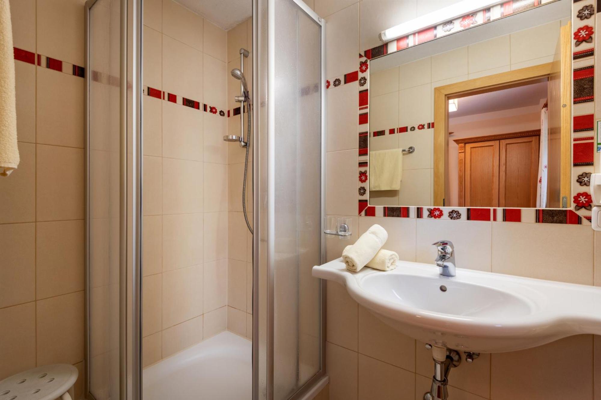 Hotel Garni Birkenhof Майргофен Екстер'єр фото
