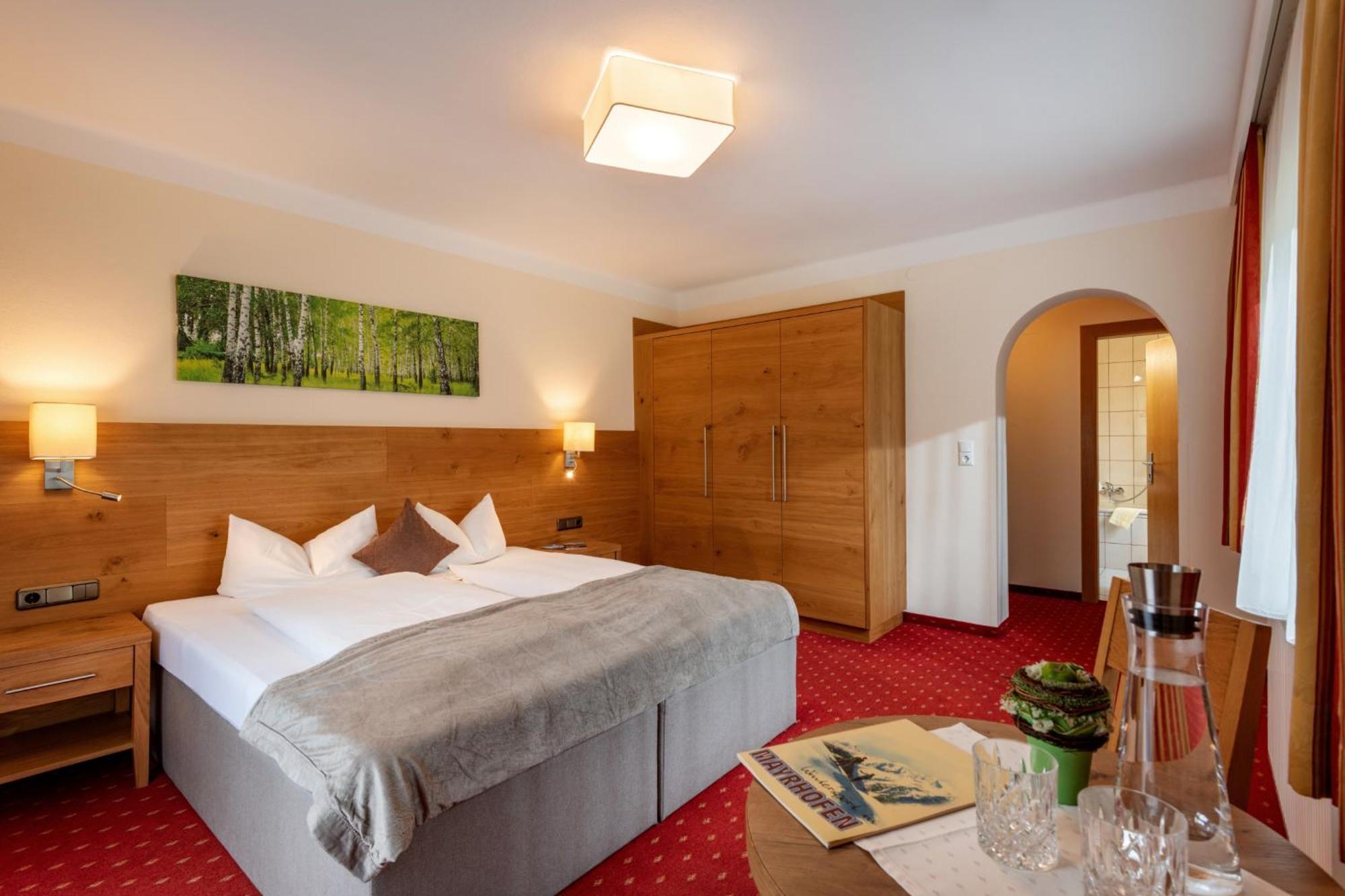 Hotel Garni Birkenhof Майргофен Екстер'єр фото