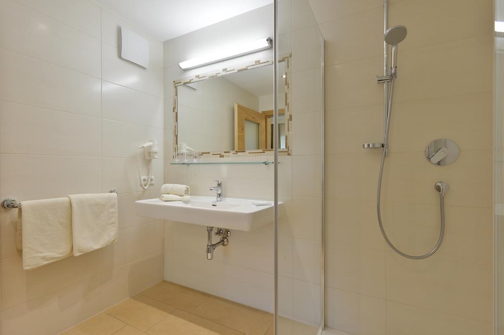 Hotel Garni Birkenhof Майргофен Екстер'єр фото